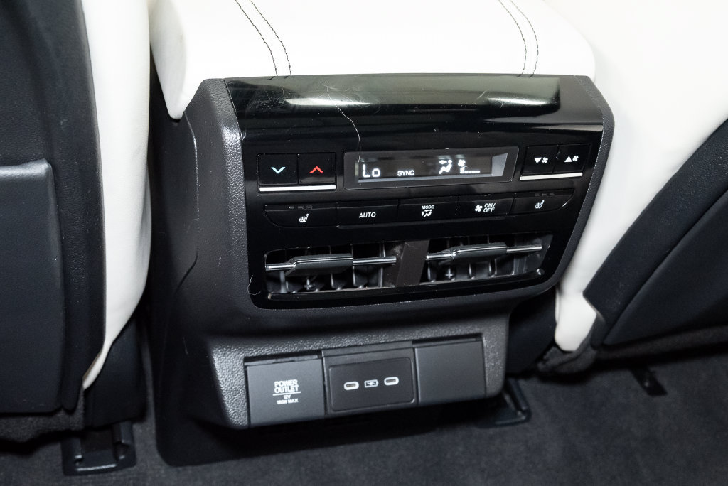 Used 2026 Acura MDX A-Spec w/ Advance Package AWD/4WD image 29