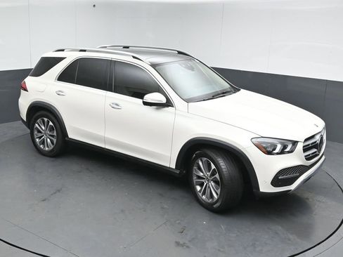 Used 2020 Mercedes-Benz GLE 450 4MATIC image 46