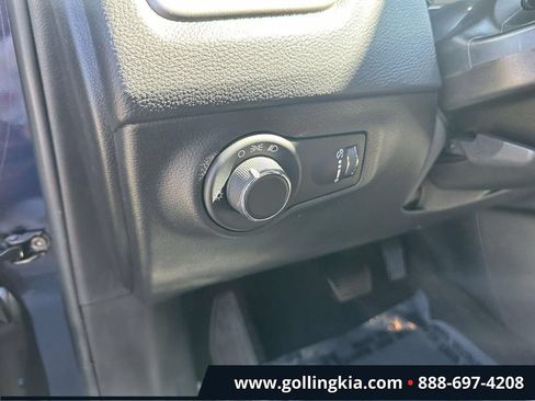 Used 2018 Jeep Compass Sport AWD/4WD image 19