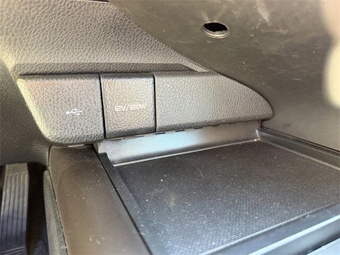 Certified 2024 Toyota Camry SE image 21