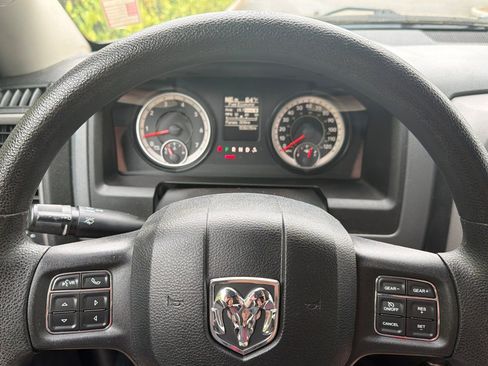 Used 2016 RAM 1500 Express AWD/4WD image 21