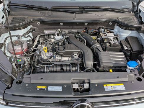 New 2026 Volkswagen Taos SE AWD/4WD image 36