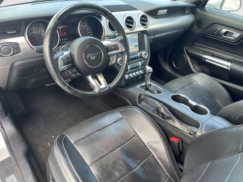 Used 2019 Ford Mustang GT Premium image 16