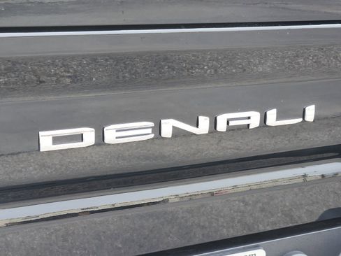 New 2026 GMC Sierra 2500 Denali w/ Denali Reserve Package image 13