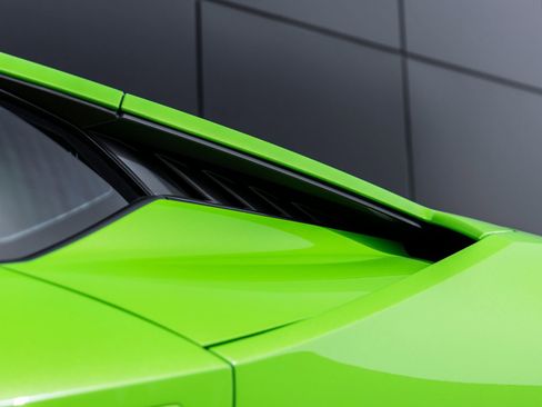 Used 2023 Lamborghini Huracan Tecnica RWD image 17