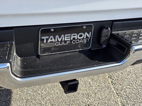 Used 2023 RAM 1500 Laramie AWD/4WD image 33