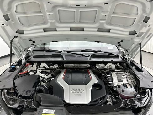 Used 2021 Audi SQ5 Prestige image 26
