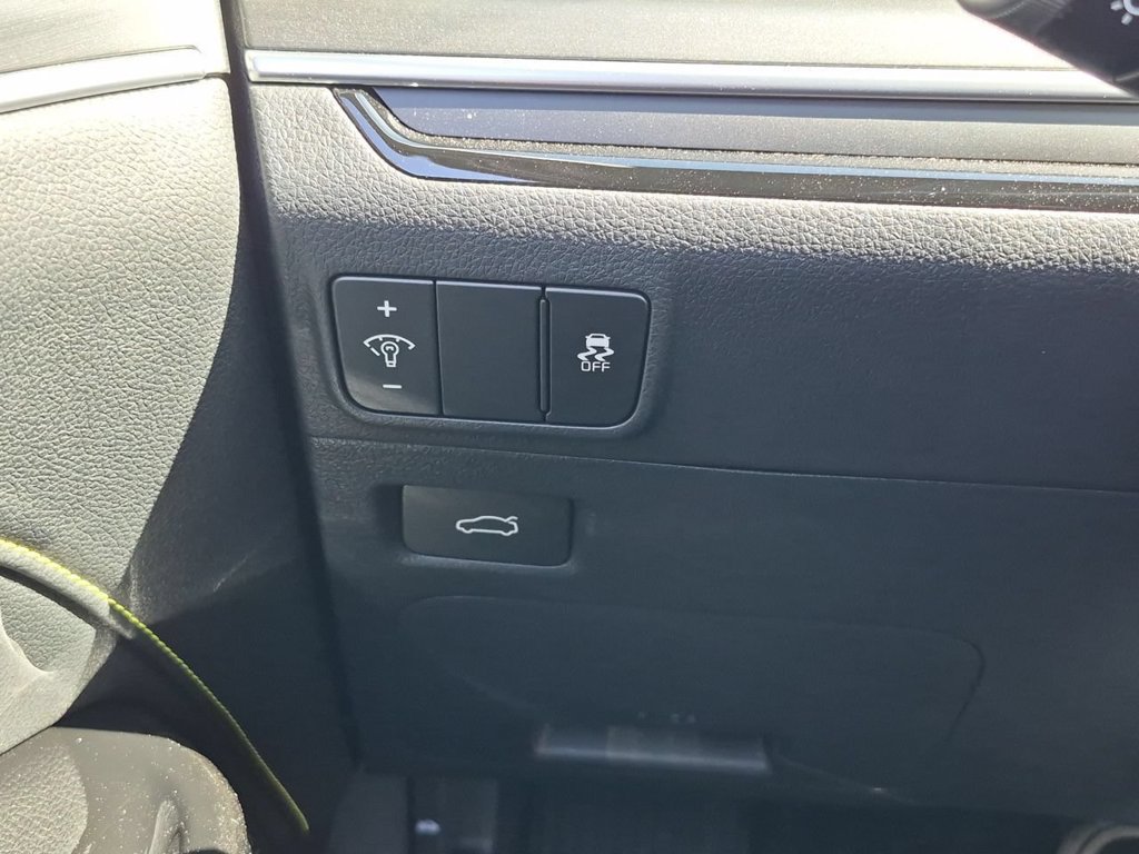 New 2027 Kia K5 GT FWD image 18