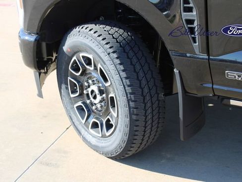 New 2026 Ford F250 Platinum image 5