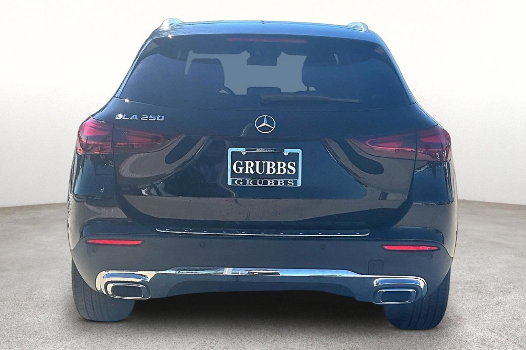 Used 2025 Mercedes-Benz GLA 250 image 4