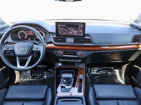 Used 2023 Audi Q5 2.0T Prestige w/ Prestige Package AWD/4WD image 16