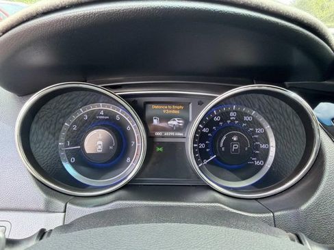 Used 2014 Hyundai Sonata Limited w/ Technology Package 06 FWD image 26