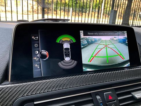 Used 2017 BMW M6 Convertible image 25