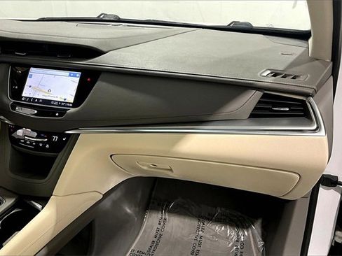 Used 2021 Cadillac XT5 Premium Luxury image 26