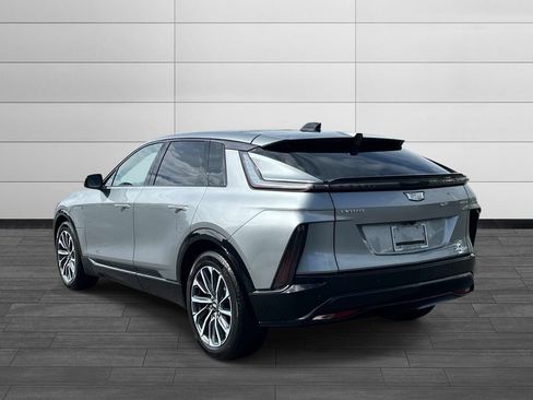 Used 2024 Cadillac Lyriq Sport RWD image 3