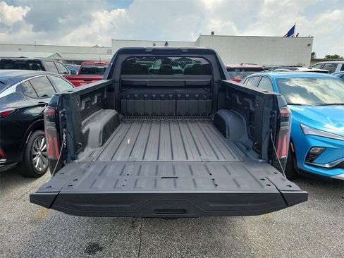 New 2025 GMC Sierra EV Denali image 6