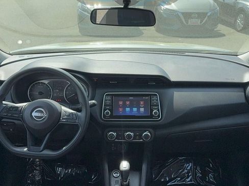 Used 2025 Nissan Kicks Play S FWD image 30