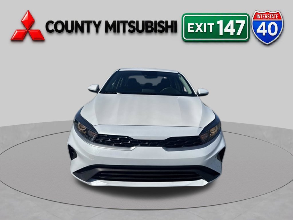Used 2024 Kia Forte LXS FWD image 2