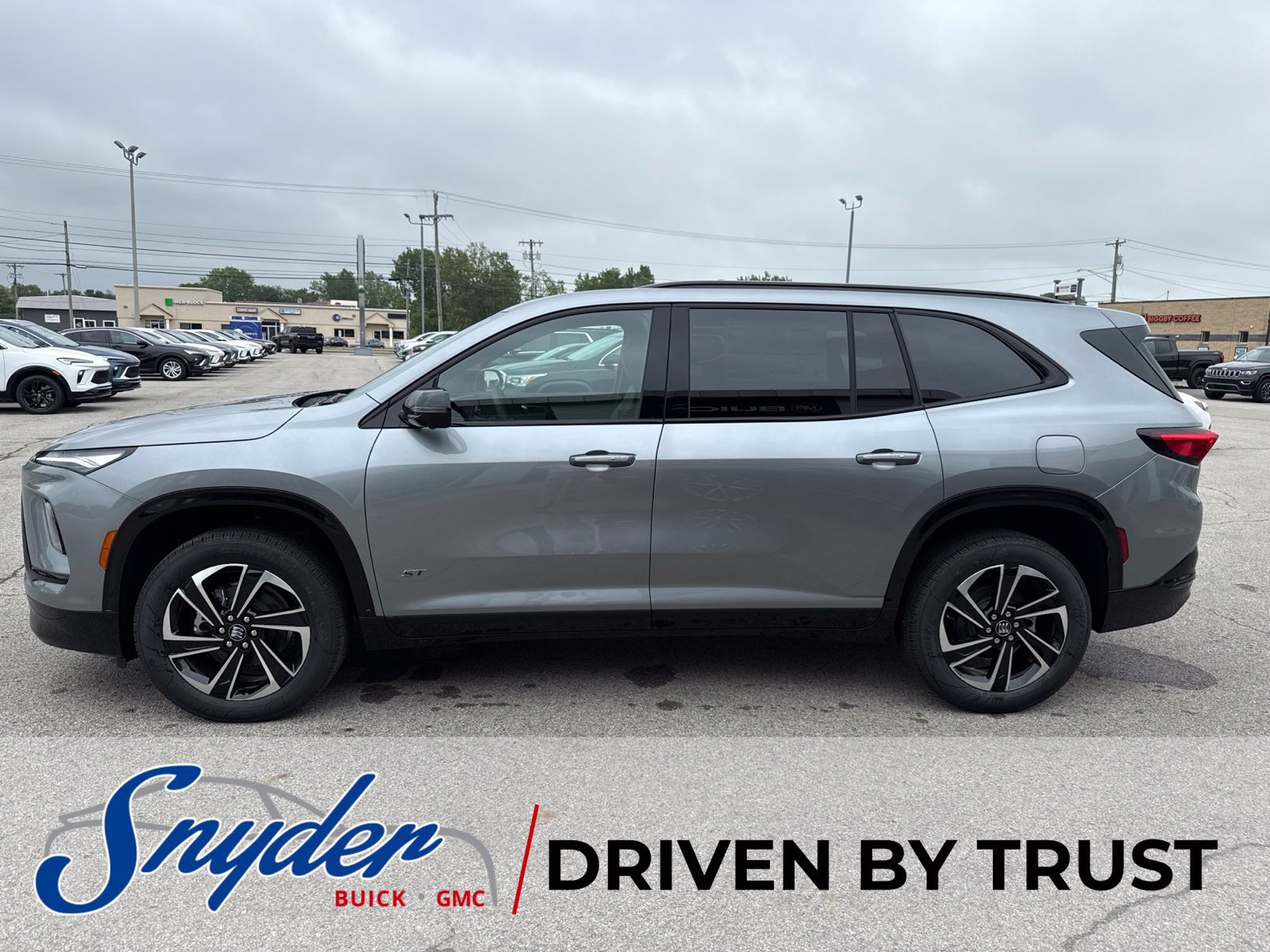 New 2027 Buick Enclave Sport Touring w/ Power Package FWD image 7