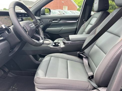 New 2026 GMC Terrain AT4 w/ Convenience Package III AWD/4WD image 10