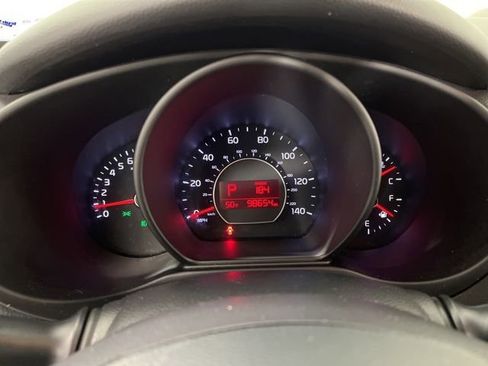 Used 2019 Kia Soul + image 22