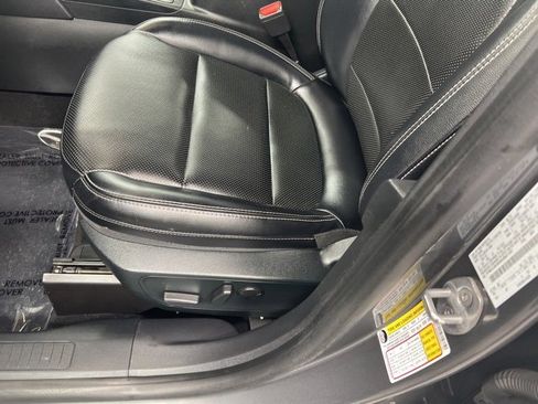 Used 2022 Ford Escape SEL image 14