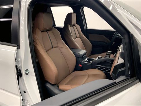 Used 2026 Toyota 4Runner Limited RWD image 11