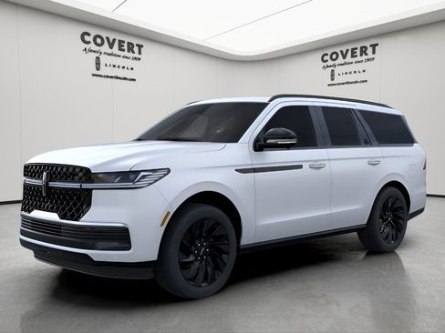 New 2026 Lincoln Navigator Reserve w/ Jet Appearance Package AWD/4WD image 1