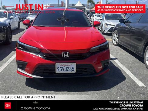 Used 2023 Honda Civic Touring image 2