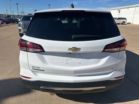 Certified 2024 Chevrolet Equinox LT image 4