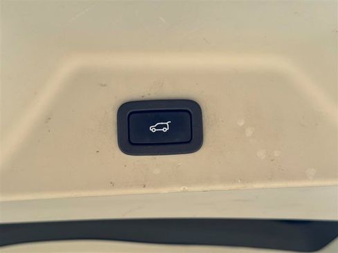 Used 2015 Land Rover Range Rover AWD/4WD image 24