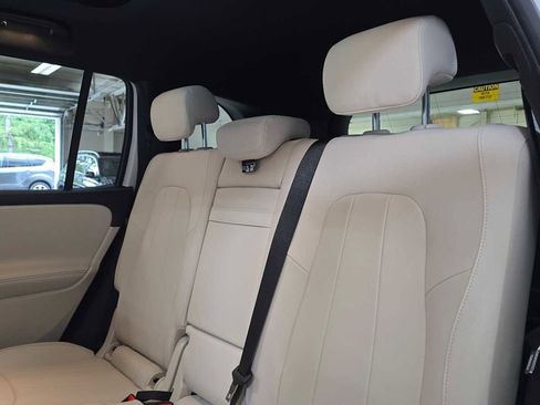 Certified 2026 Mercedes-Benz GLB 250 4MATIC image 17