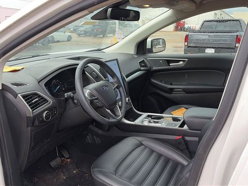 Used 2024 Ford Edge SEL w/ Convenience Package AWD/4WD image 5