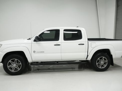Used 2012 Toyota Tacoma PreRunner w/ SR5 Pkg RWD image 7