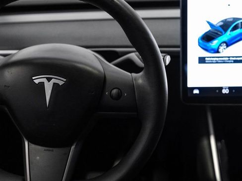 Used 2020 Tesla Model Y Long Range AWD/4WD image 19