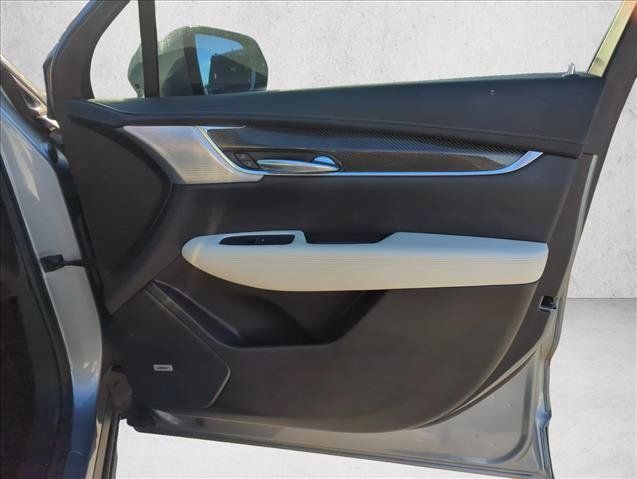 Used 2023 Cadillac XT6 Sport w/ Technology Package AWD/4WD image 26