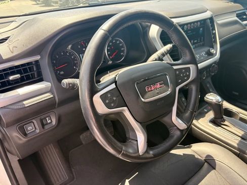 Used 2019 GMC Acadia SLT FWD image 10
