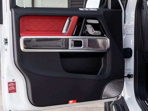 Used 2023 Mercedes-Benz G 63 AMG 4MATIC image 17