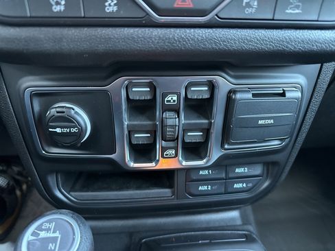 New 2026 Jeep Gladiator Sport image 69