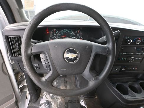 Used 2017 Chevrolet Express 3500 LT w/ LT Preferred Equipment Group image 25