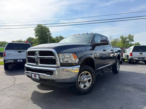 Used 2018 RAM 2500 Tradesman w/ Chrome Appearance Group AWD/4WD image 1