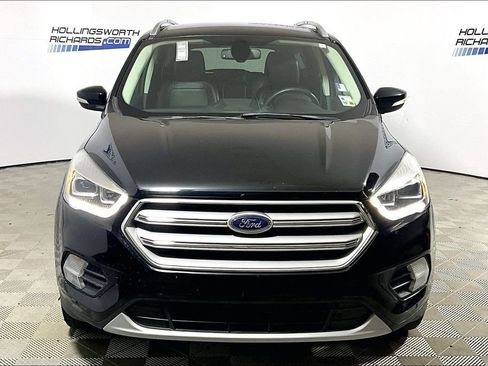 Used 2018 Ford Escape Titanium image 2