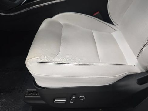 Used 2022 Tesla Model X Plaid AWD/4WD image 20