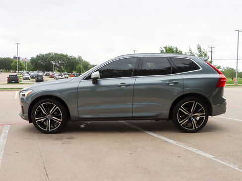 Used 2018 Volvo XC60 T5 R-Design w/ Convenience Package AWD/4WD image 4