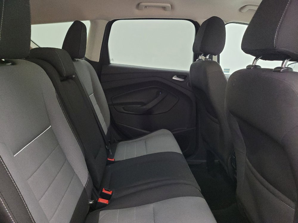 Used 2014 Ford Escape SE w/ Equipment Group 201A FWD image 19