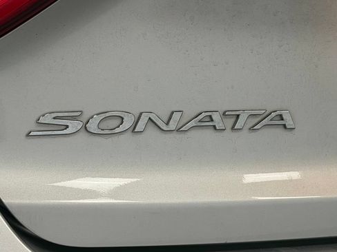 Used 2015 Hyundai Sonata SE FWD image 7