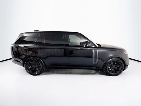 New 2026 Land Rover Range Rover Long Wheelbase SE AWD/4WD image 4