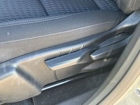 Used 2025 Chevrolet Equinox LT FWD image 22