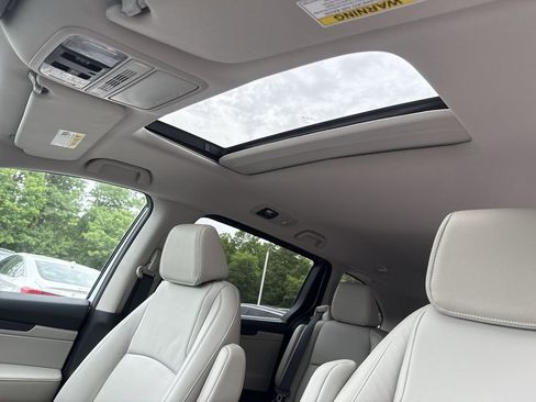 New 2026 Honda Odyssey EX-L image 16