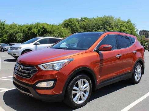 Used 2015 Hyundai Santa Fe Sport 2.0T w/ Option Group 05 FWD image 1